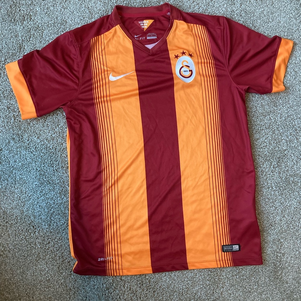 Galatasaray Authentic Soccer Jersey Size M - Picture 1 of 2